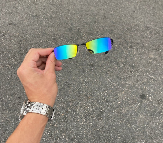 VILÃO PRETO LENTES ARCO-IRIS