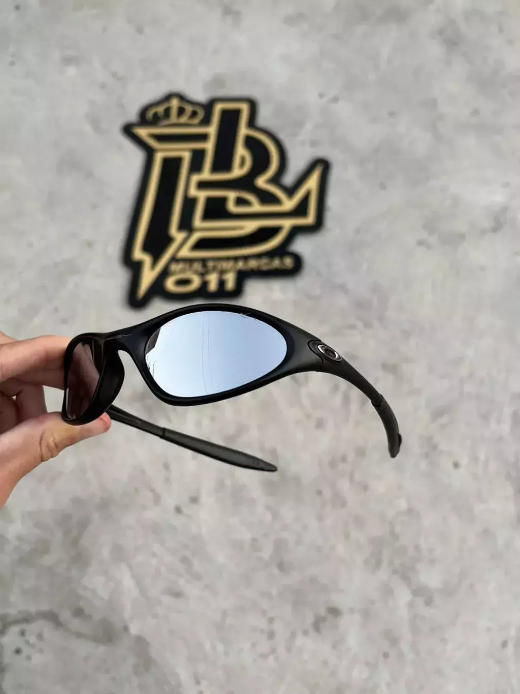 MINUTE PRETO LENTES ESPELHADO