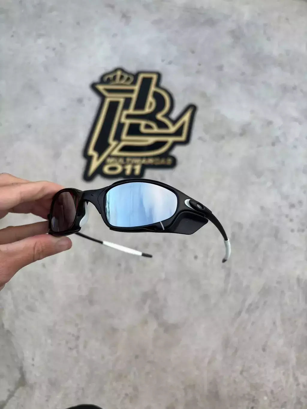 JULIET CARBON LENTES ESPELHADO / KIT BRANCO + SIDE BLINDER PRETO