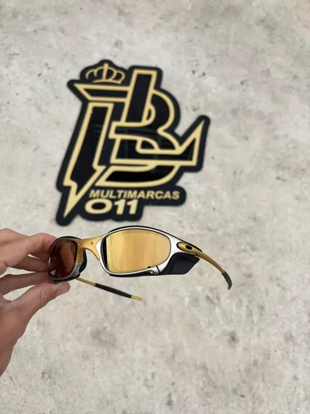 JULIET 24K LENTES GOLD CAFÉ KIT PRETO SIDE BLINDER PRETO