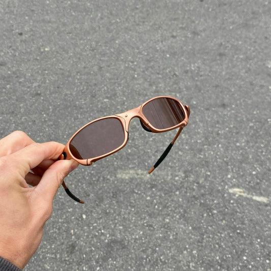 JULIET COOPER LENTES VR28