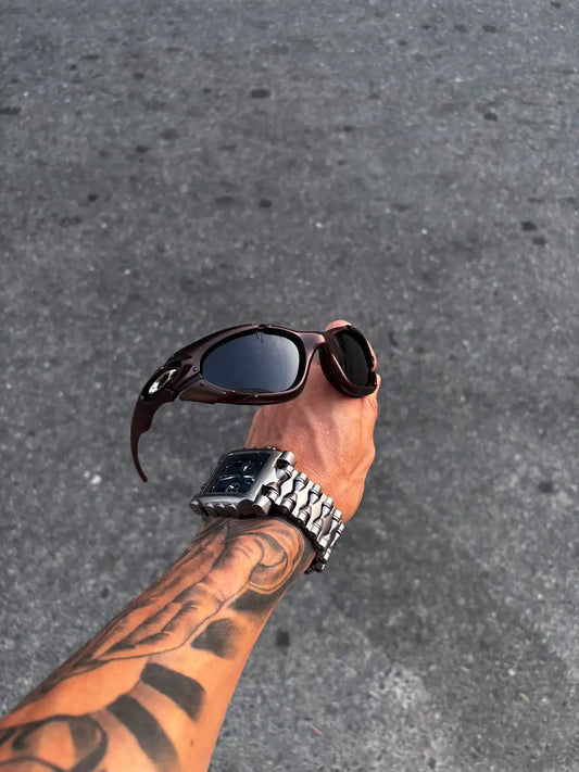 PLATE MARROM LENTES BLACK