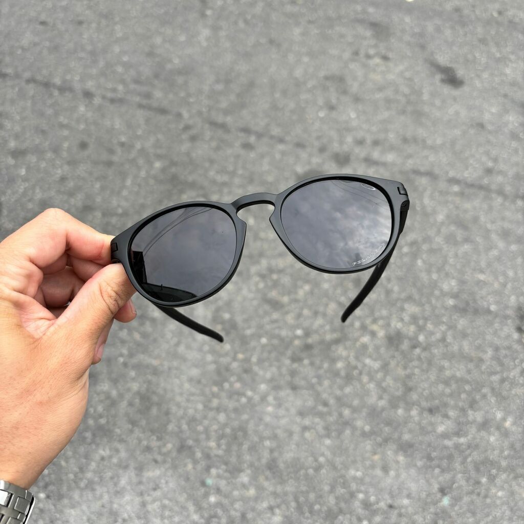 LATCH ALL BLACK