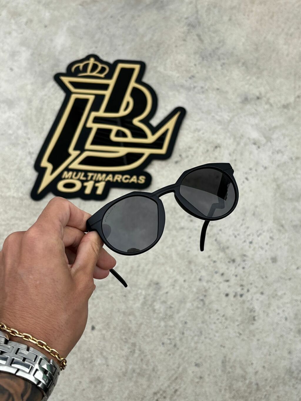 HSTN ALL BLACK