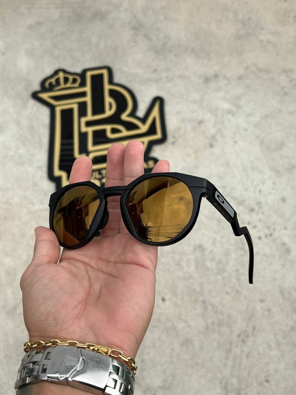 HSTN PRETO LENTES GOLD CAFÉ