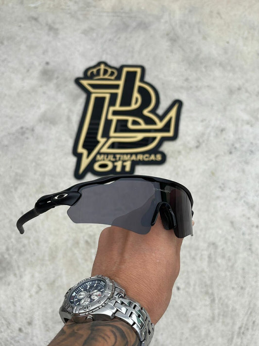 RADAR EV ALL BLACK