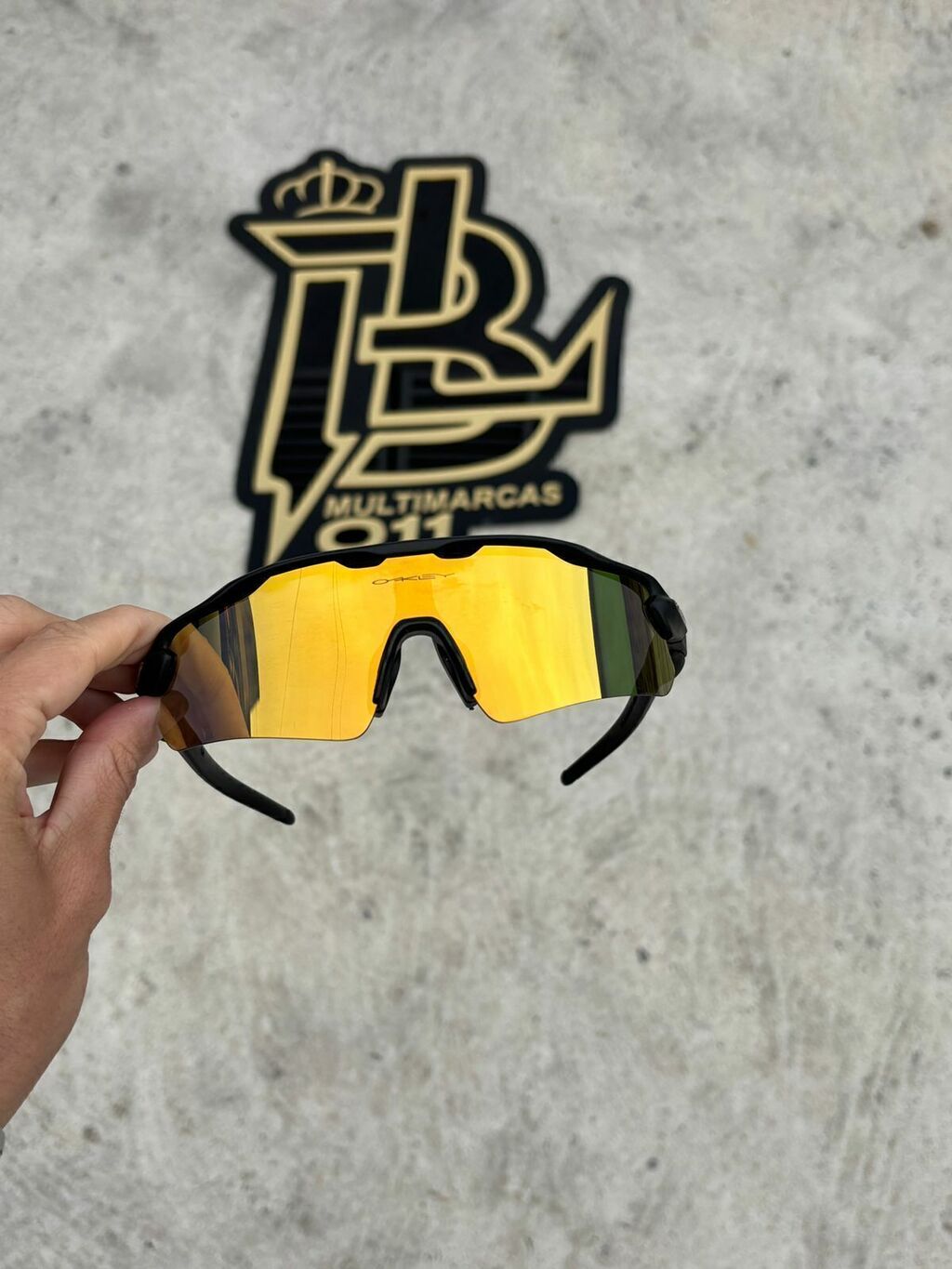 RADAR EV PRETO LENTES GOLD