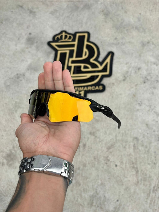 RADAR EV PRETO LENTES GOLD