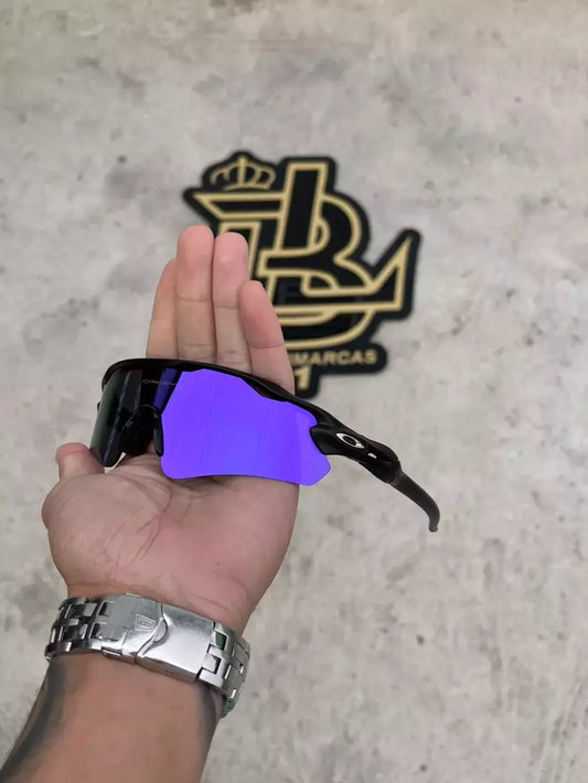 RADAR EV PRETO LENTES ROXA