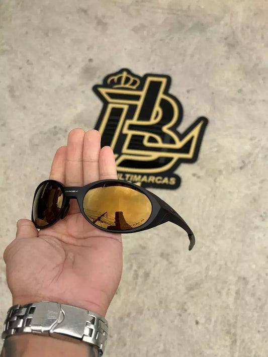 EYE JACKET PRETO LENTES GOLD CAFÉ