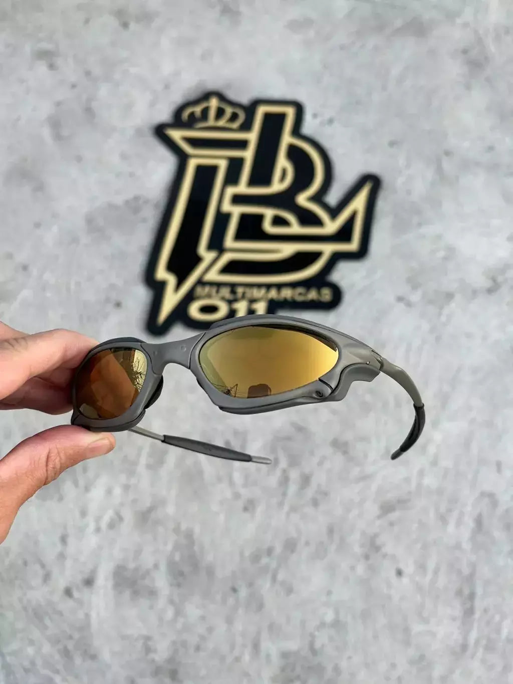 PENNY X METAL LENTES GOLD CAFÉ SIDE BLINDER CINZA LINHA PREMIUM