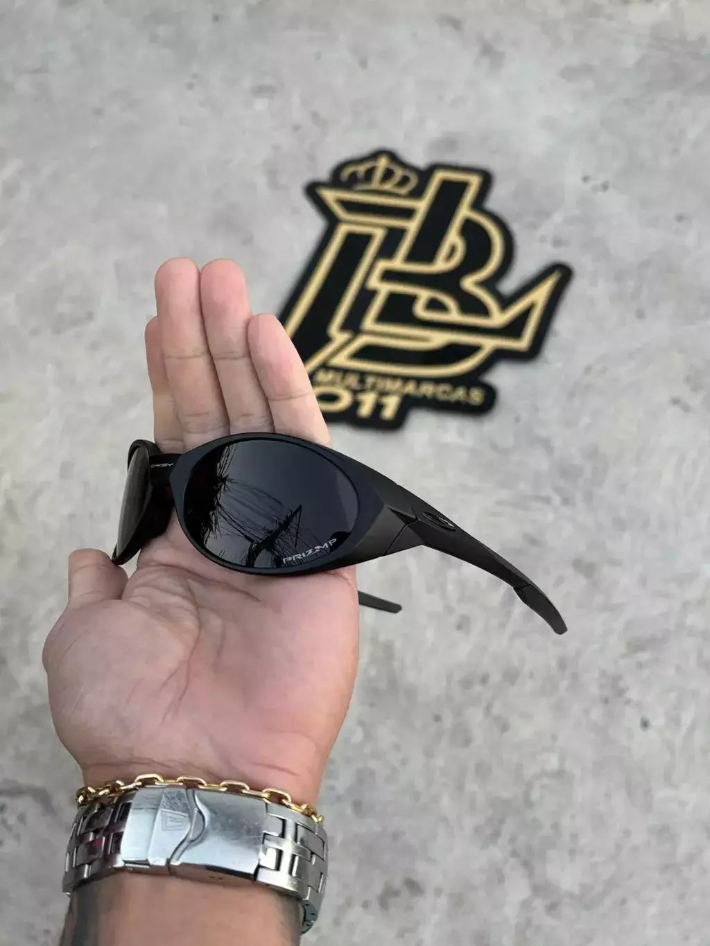 EYE JACKET ALL BLACK
