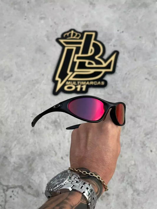 MINUTE PRETO LENTES DARK RUBY