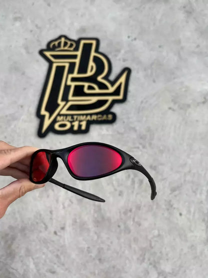 MINUTE PRETO LENTES DARK RUBY