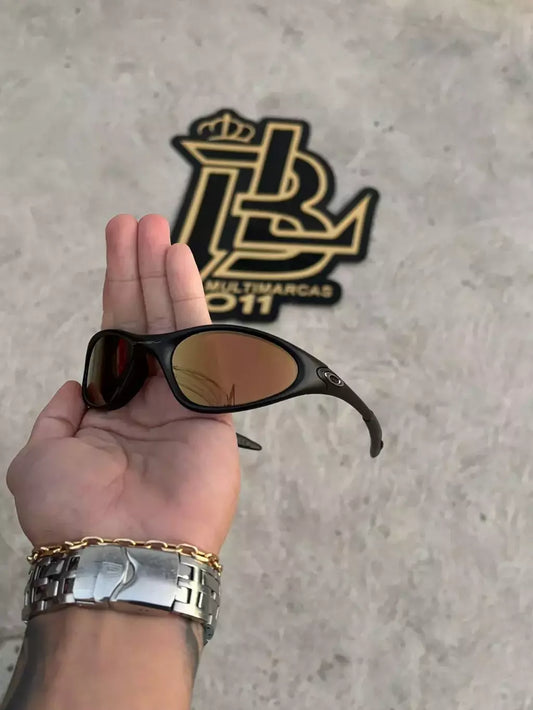 MINUTE PRETO LENTES GOLD CAFÉ