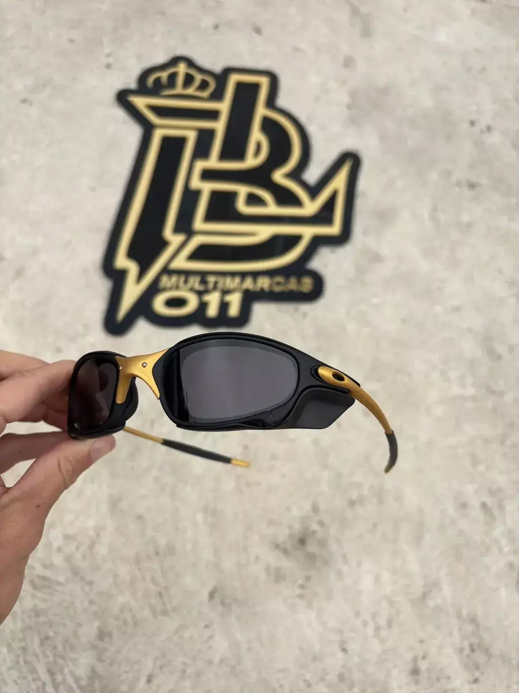 JULIET CORVETTE ARO CARBON LENTES BLACK + SIDE BLINDER PRETO