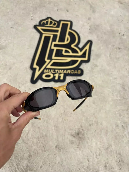 JULIET CORVETTE ARO CARBON LENTES BLACK + SIDE BLINDER PRETO