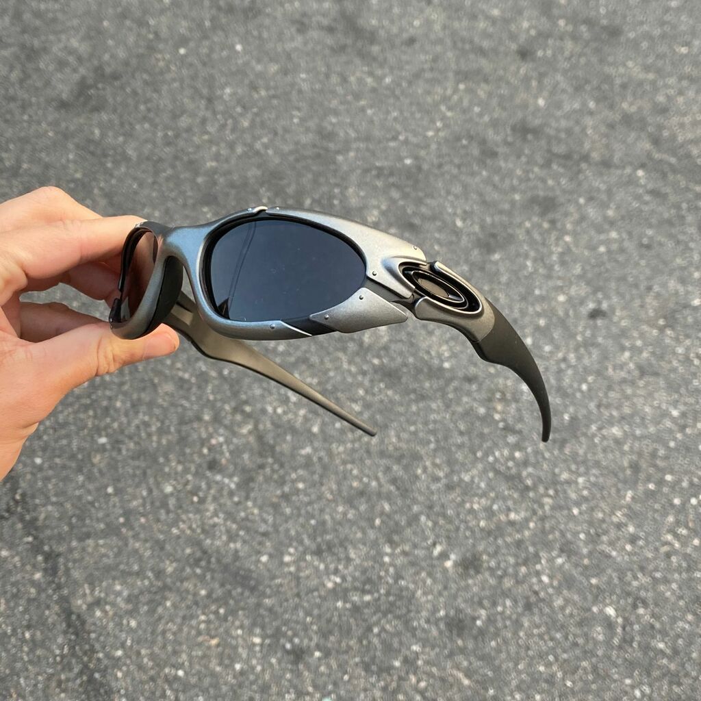 PLATE GRAFITE LENTES BLACK SIMBOLO PRETO