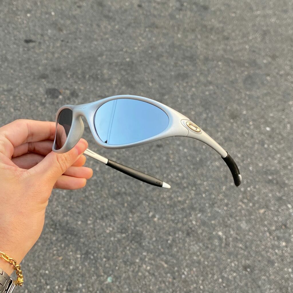 MINUTE CINZA LENTES ESPELHADO KIT PRETO