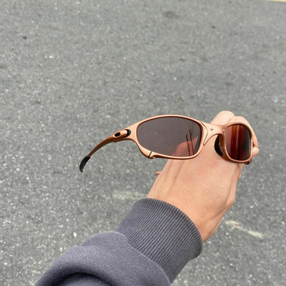 JULIET COOPER LENTES VR28