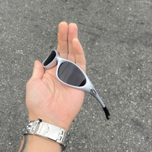MINUTE CINZA LENTES BLACK