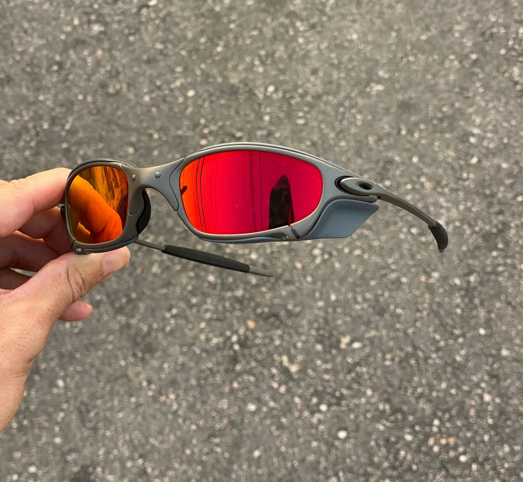 JULIET X METAL LENTES RUBY + SIDE BLINDER CINZA