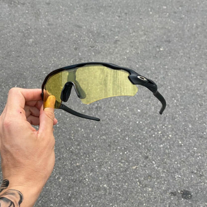 RADAR EV PRETO LENTES AMARELO