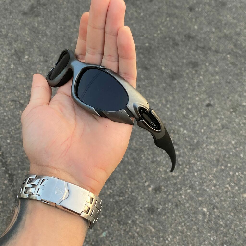 PLATE GRAFITE LENTES BLACK SIMBOLO PRETO