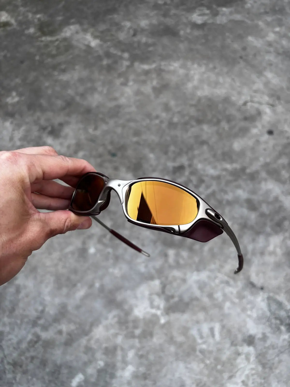 JULIET PLASMA LENTES GOLD CAFÉ KIT MARROM SIDE BLINDER MARROM