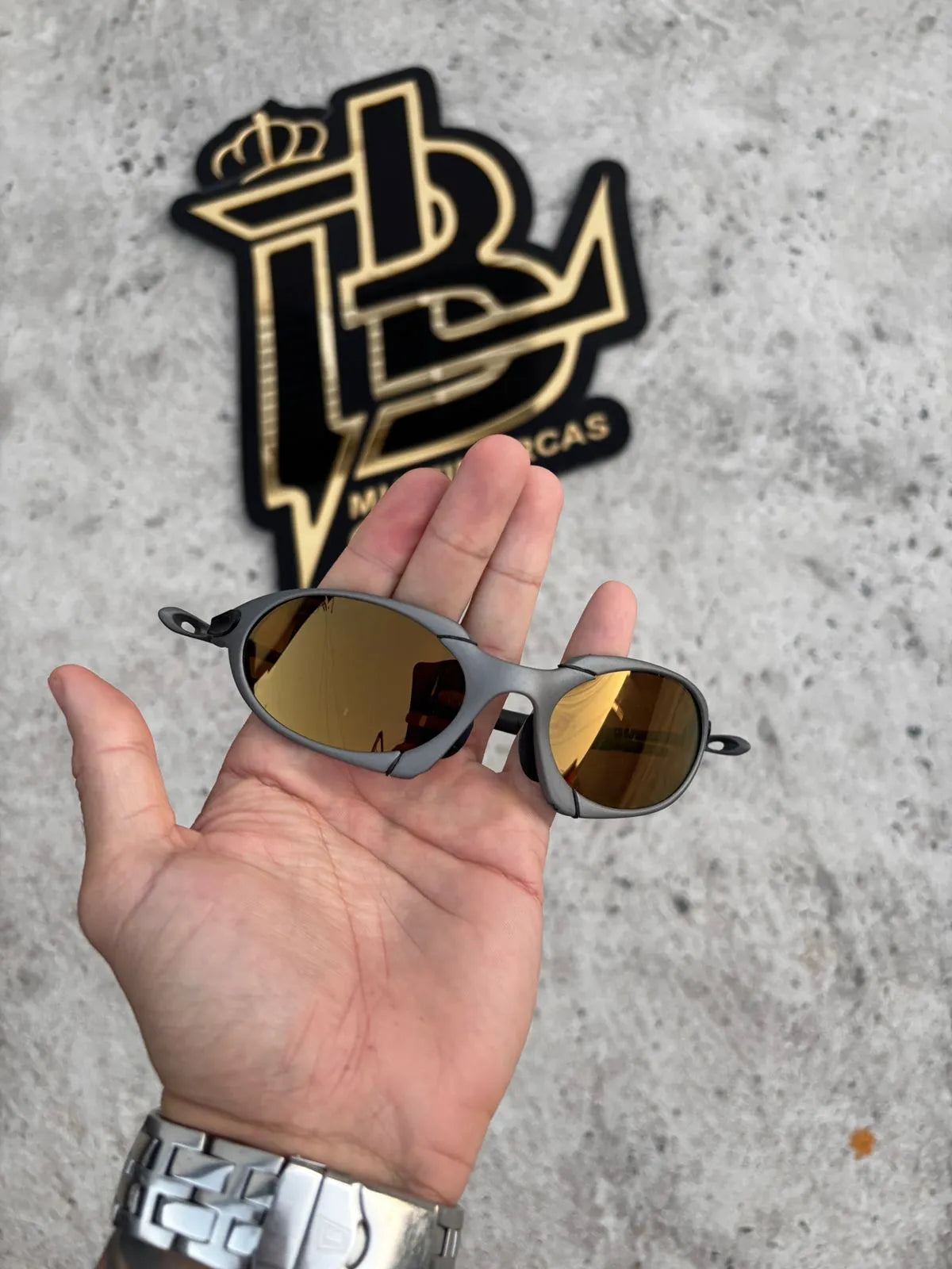 ROMEO1 X METAL LENTES GOLD CAFÉ